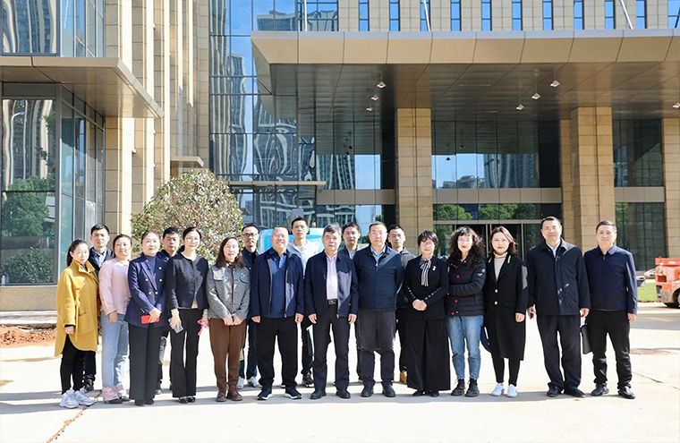 湖南省人大常委、致公黨湖南省委會副主委、秘書長田宗之一行蒞臨綠之韻中心調(diào)研